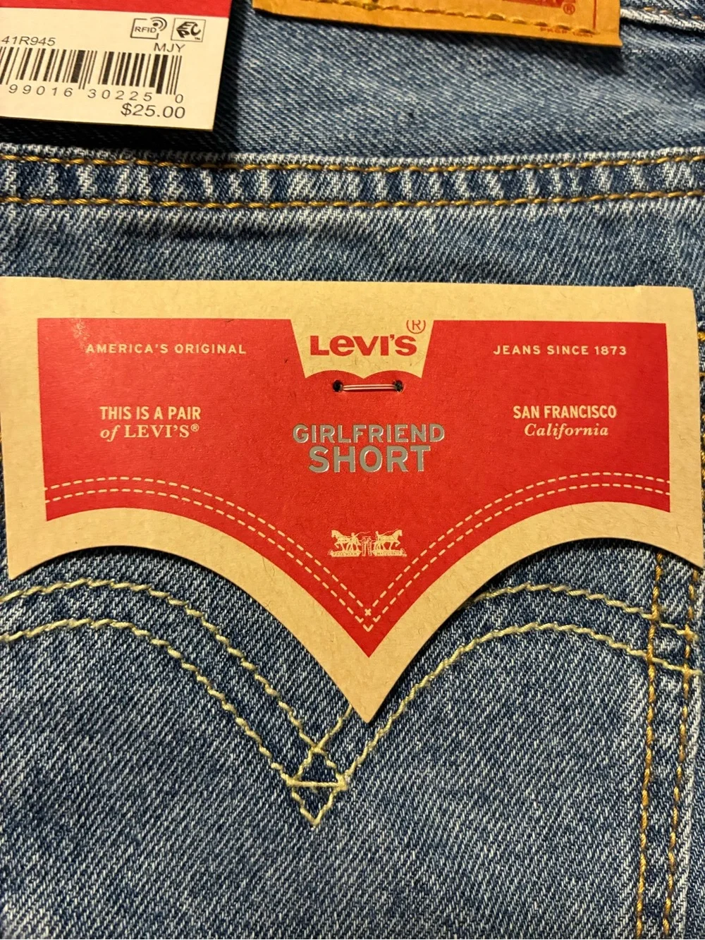 Levi’s Floral Embroidered High-Rise Girlfriend Shorts Girl’s size 8 Medium